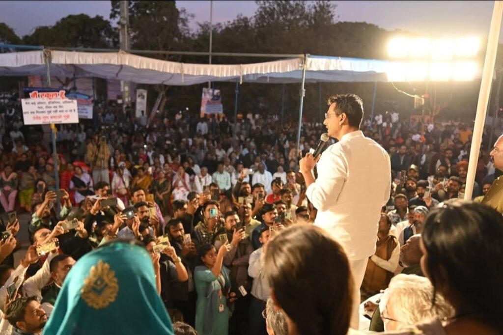 चौपाल न्यूज इन | रायपुर, छत्तीसगढ़ | भिलाई संघर्ष की जीत: विधायक देवेंद्र यादव के हौसलों के आगे झुका बीएसपी प्रबंधन, भिलाई की जनता को मिली बड़ी राहत