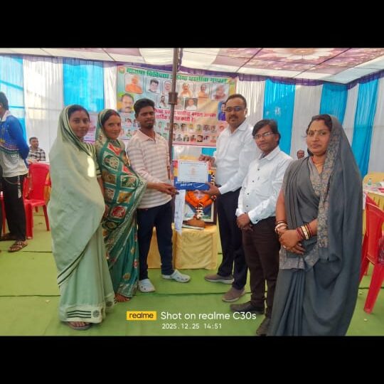 धरसीवां | ग्राम रैता में गुरु घासीदास जयंती पर रक्तदान शिविर, युवाओं व मातृशक्ति की ऐतिहासिक सहभागिता
