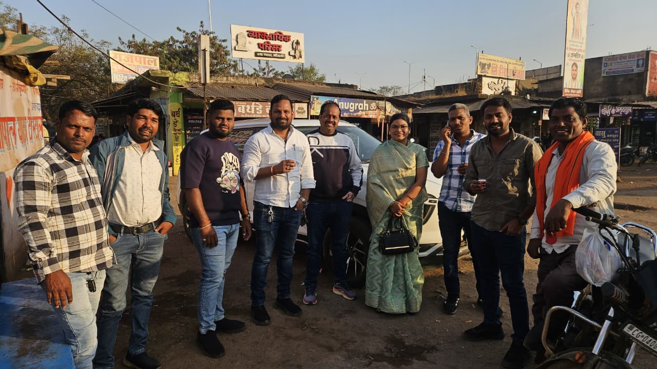 ☕ चाय पर चर्चा : मंदिर हसौद में विकास, शांति व्यवस्था और युवाओं के भविष्य पर हुआ मंथन