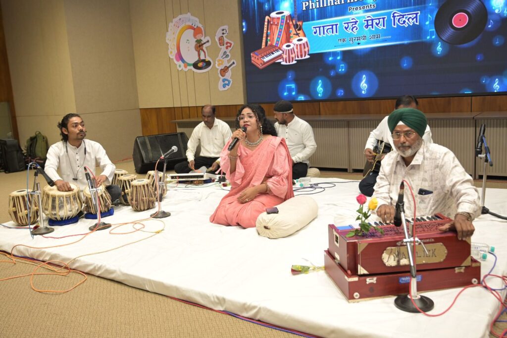 “गाता रहे मेरा दिल” : जेसीआई रायपुर वामा कैपिटल एवं फिलहार्मोनिक फैमिली ने सजाई संगीत प्रेमियों के लिए सुरमयी शाम