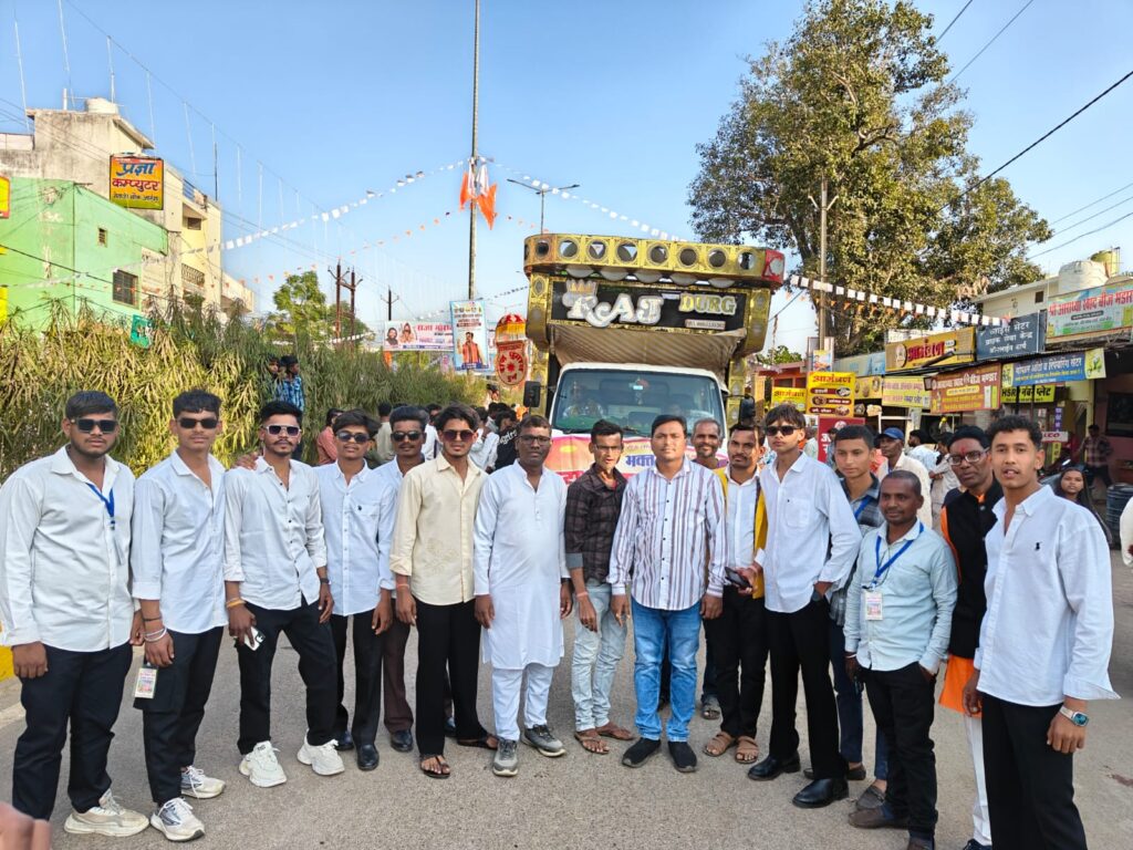 नौका पार का भावुक दृश्य | गुहा निषाद राज जयंती आरंग