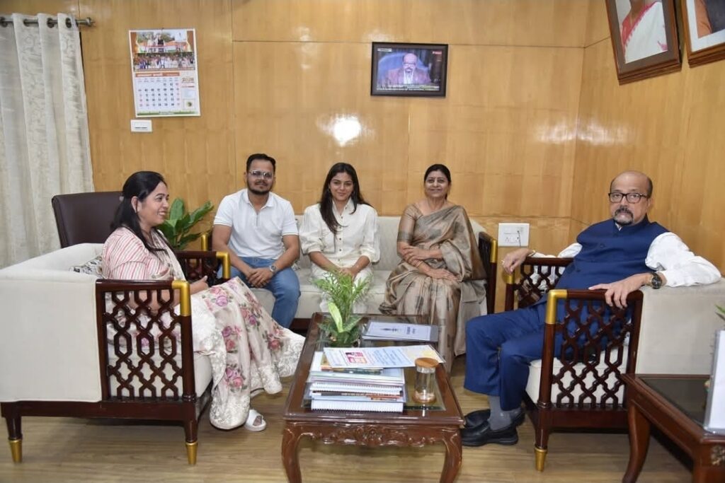 सेवा, संवेदना और संस्कार की मिसाल बने राज्यपाल रमेन डेका