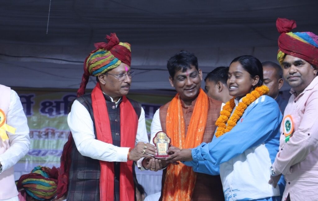 शिक्षा से समाज मजबूत और प्रगतिशील बनता है – मुख्यमंत्री विष्णु देव साय