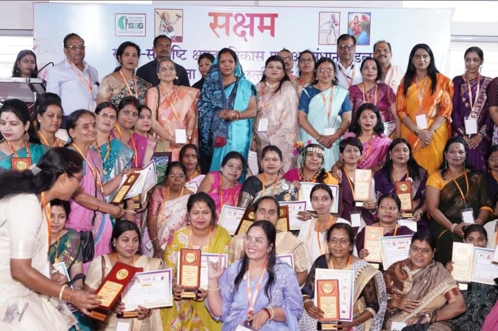 🌟 रायपुर में सक्षम महिला आयाम का ऐतिहासिक “महिला सम्मान समारोह” संपन्न