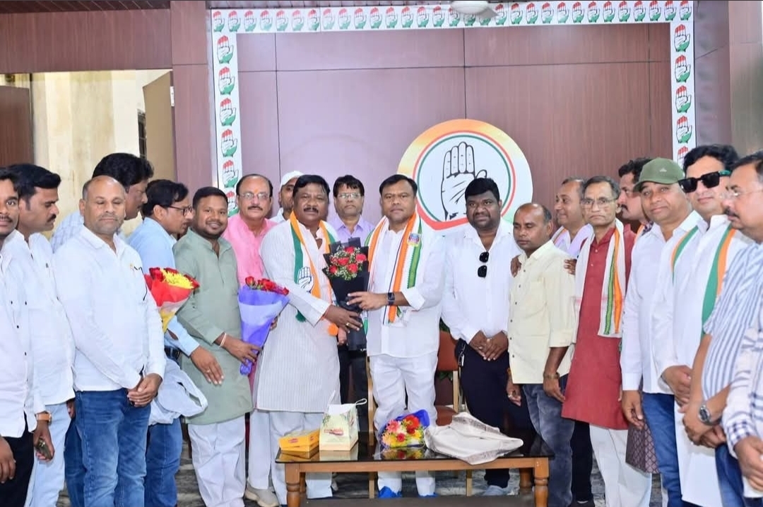 जिला कांग्रेस कमेटी रायपुर ग्रामीण के नव-नियुक्त पदाधिकारियों की प्रदेश अध्यक्ष से सौजन्य भेंट, संगठन को सशक्त बनाने का लिया संकल्प