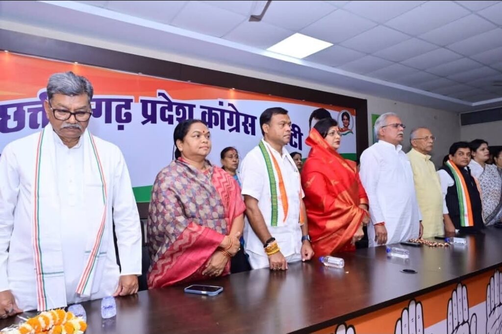 महिला कांग्रेस को मिली नई ऊर्जा: संगीता सिन्हा ने संभाला कार्यवाहक अध्यक्ष का दायित्व