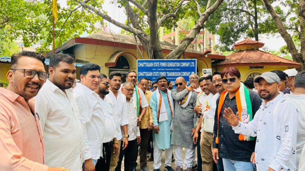 बिजली दर वृद्धि और स्मार्ट मीटर के खिलाफ कांग्रेस का उग्र प्रदर्शन, भाजपा सरकार की जनविरोधी नीतियों के खिलाफ फूटा जनाक्रोश