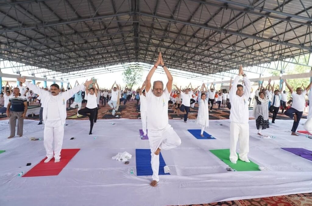 अंतरराष्ट्रीय योग दिवस पर बलौदा बाजार में गूंजा स्वास्थ्य का संदेश