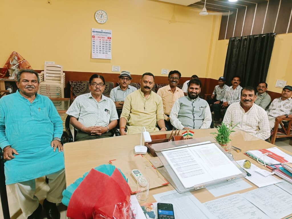 नव नियुक्त जिला शिक्षा अधिकारी से मिला छत्तीसगढ़ शिक्षक संघ, ऑनलाइन उपस्थिति और पदोन्नति सहित कई अहम मुद्दे उठाए