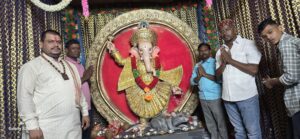 अछोली के दुर्गा चौक में भक्तिमय हुआ माहौल, नवयुवक गणेश उत्सव समिति ने किया महा आरती एवं 56 भोग का आयोजन